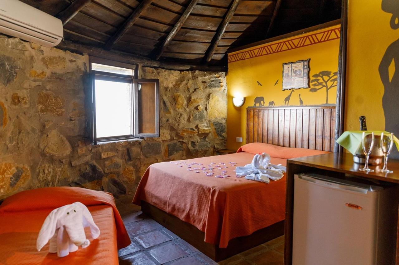 Hotel Selwo Lodge - Animal Park Tickets Included Estepona Exterior foto