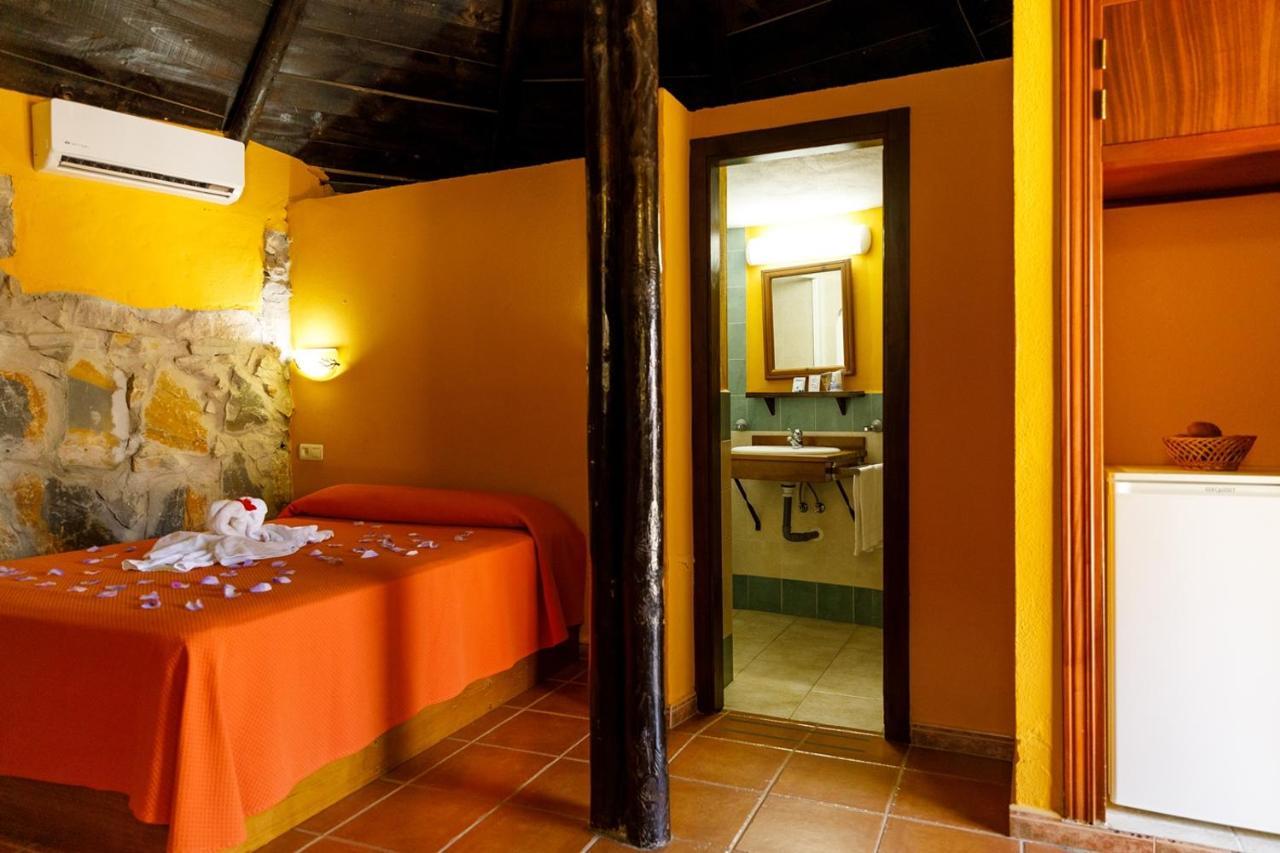 Hotel Selwo Lodge - Animal Park Tickets Included Estepona Exterior foto